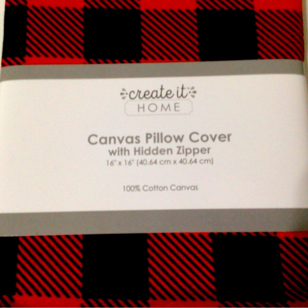 NWT Creat It Home~ Plaid Black & Red Pillow Cover Cases (2) (16 x 16)